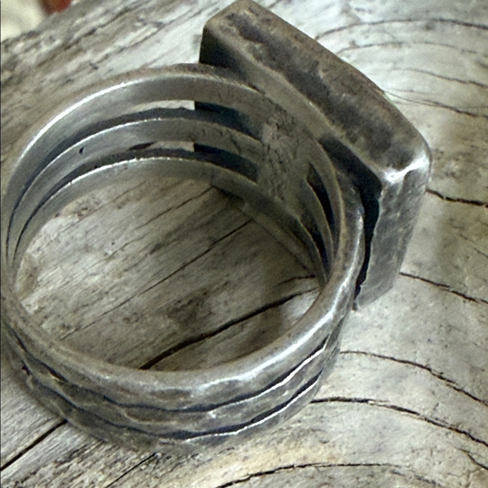 Flagstaff Turquoise Ring. New with tags from Sundance. - Picture 4 of 4